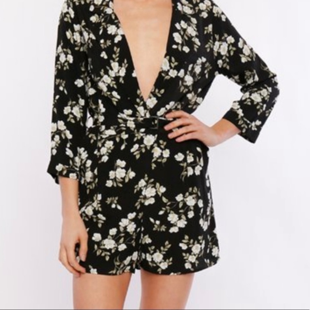 NWT LUMIERE Floral Wrap Romper